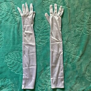 New Women’s White Satin Gloves